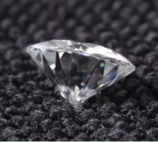 如何理清人造钻石和莫桑钻的区分